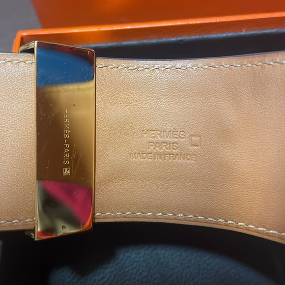Hermes CDC Crocodile GHW Geranium Bracelet - Picture 4 of 8
